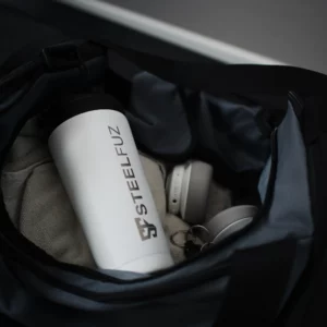 edelstahl shaker steelfuz passt perfekt in trainingstasche